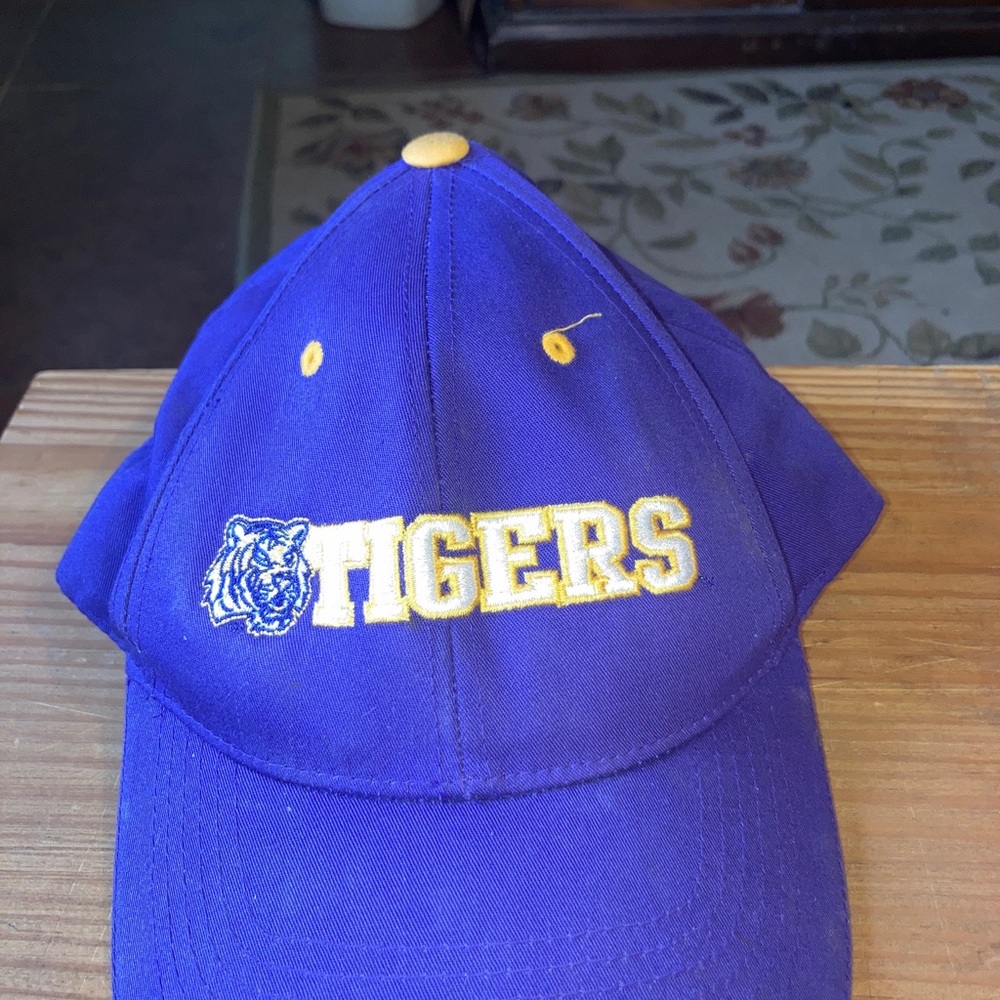 Cap - Picture 8 of 10